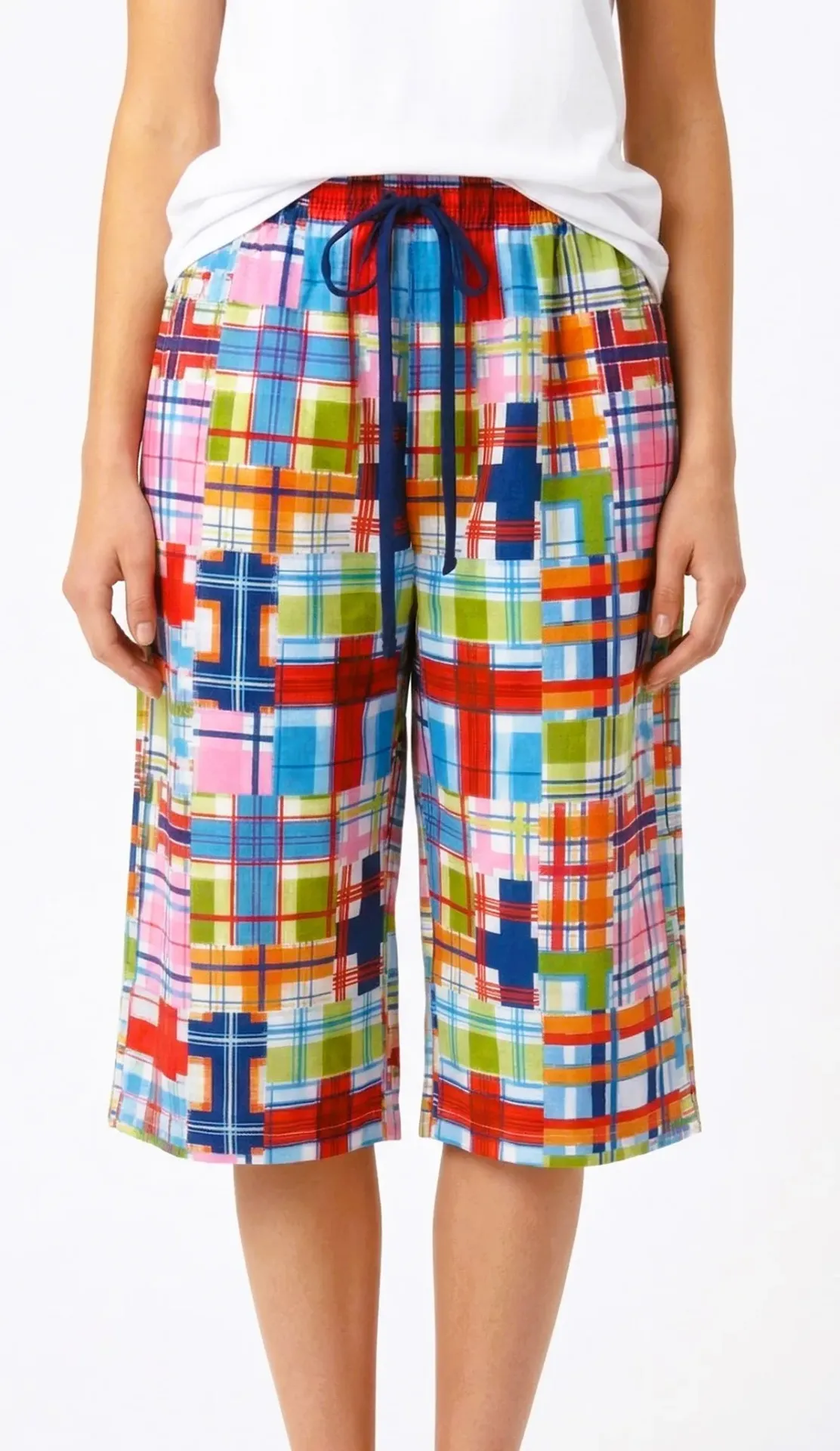 Comfort Zone Coastal Plaid Capri Bottom